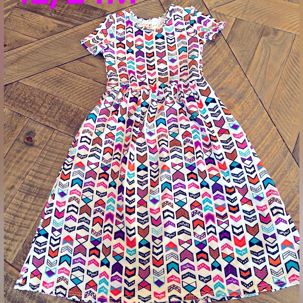 Dot Dot Smile empire dress size 12/24. Has pockets!